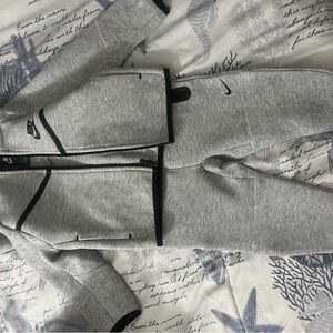 Nike Heather Gray Tracksuit with Black Trim